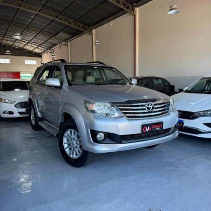 TOYOTA HILUX 2.7 SR 4X2 CD 16V FLEX 4P AUTOMÁTICO